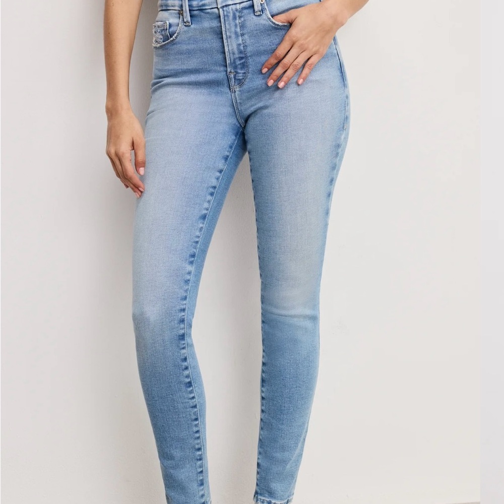 Good American Light Blue Skinny Jeans